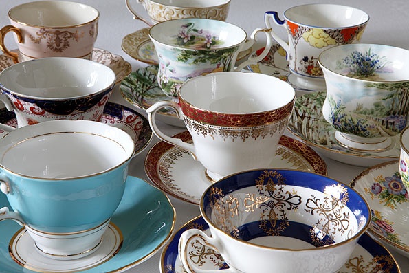 Vintage China Galore For Hire! Vintage china cups and saucers